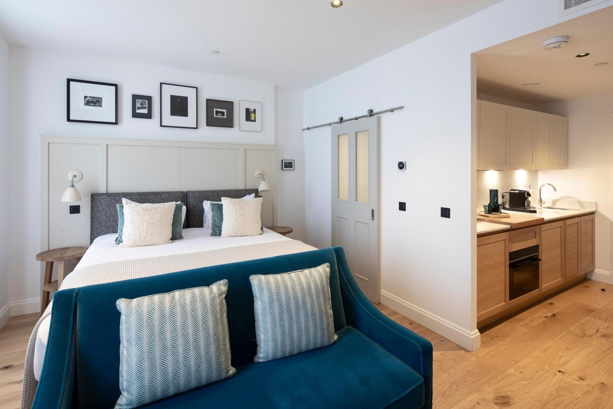 Cheval Old Town Chambers Aparthotel Εδιμβούργο Εξωτερικό φωτογραφία A studio apartment in London