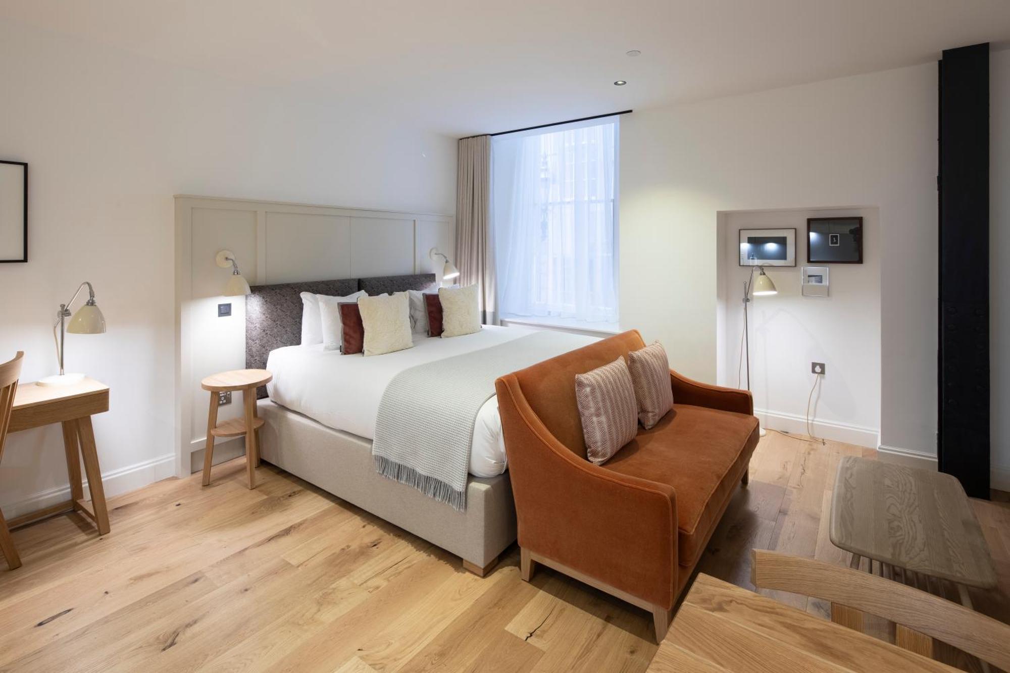 Cheval Old Town Chambers Aparthotel Εδιμβούργο Εξωτερικό φωτογραφία A bedroom at The Mitre