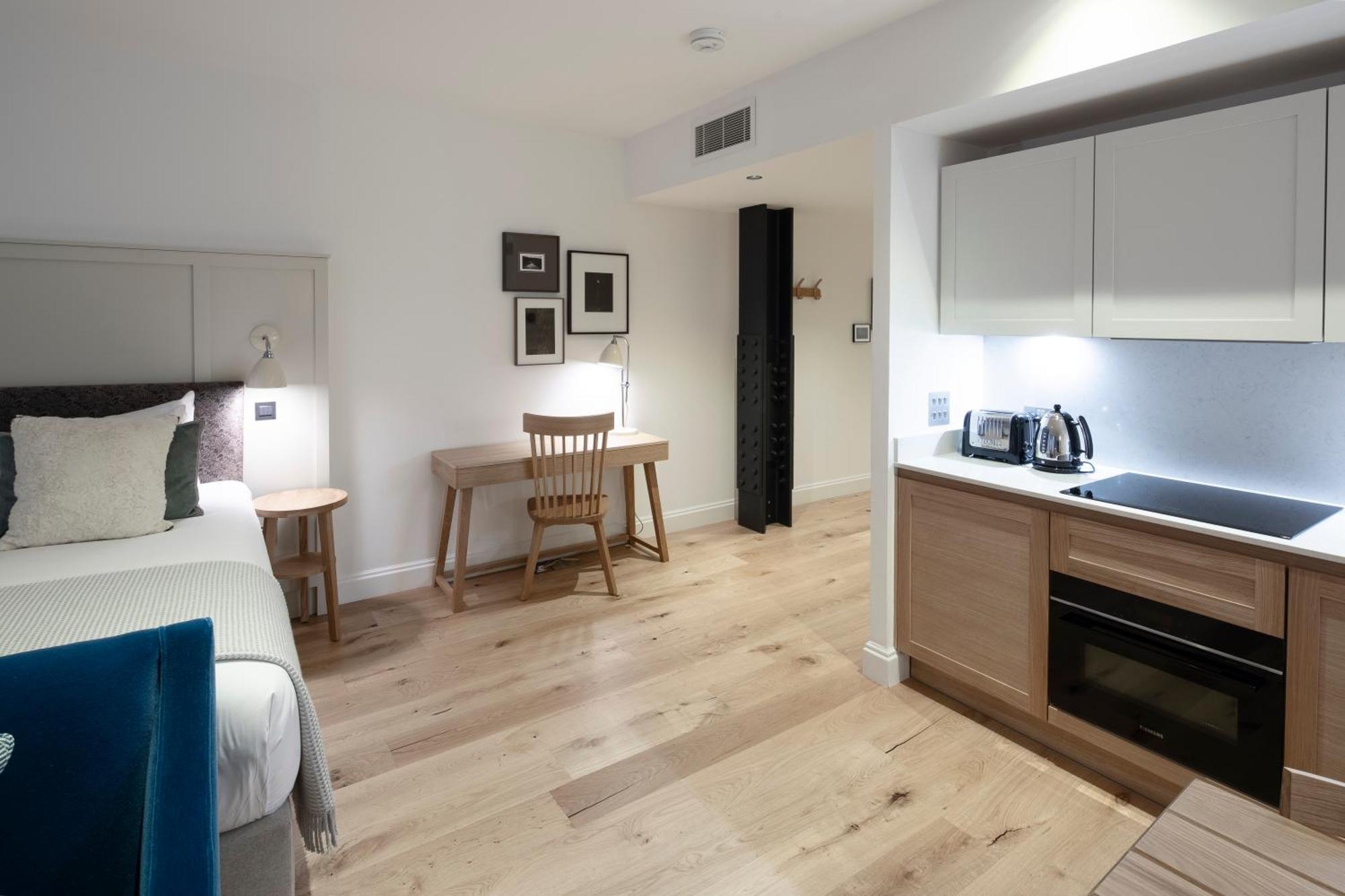 Cheval Old Town Chambers Aparthotel Εδιμβούργο Εξωτερικό φωτογραφία A studio apartment in London